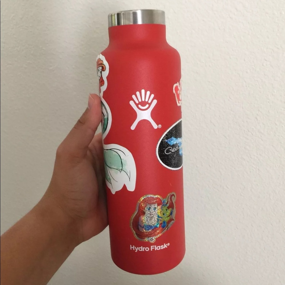Lava Hydroflask w/ Two Tops